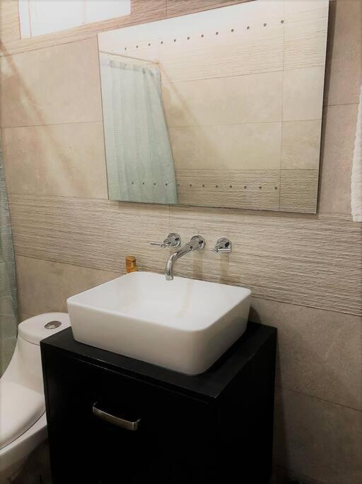 Lovely 1 Bedroom Apartment W/Private Parking Ensenada Exterior photo