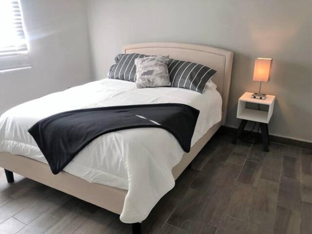 Lovely 1 Bedroom Apartment W/Private Parking Ensenada Exterior photo